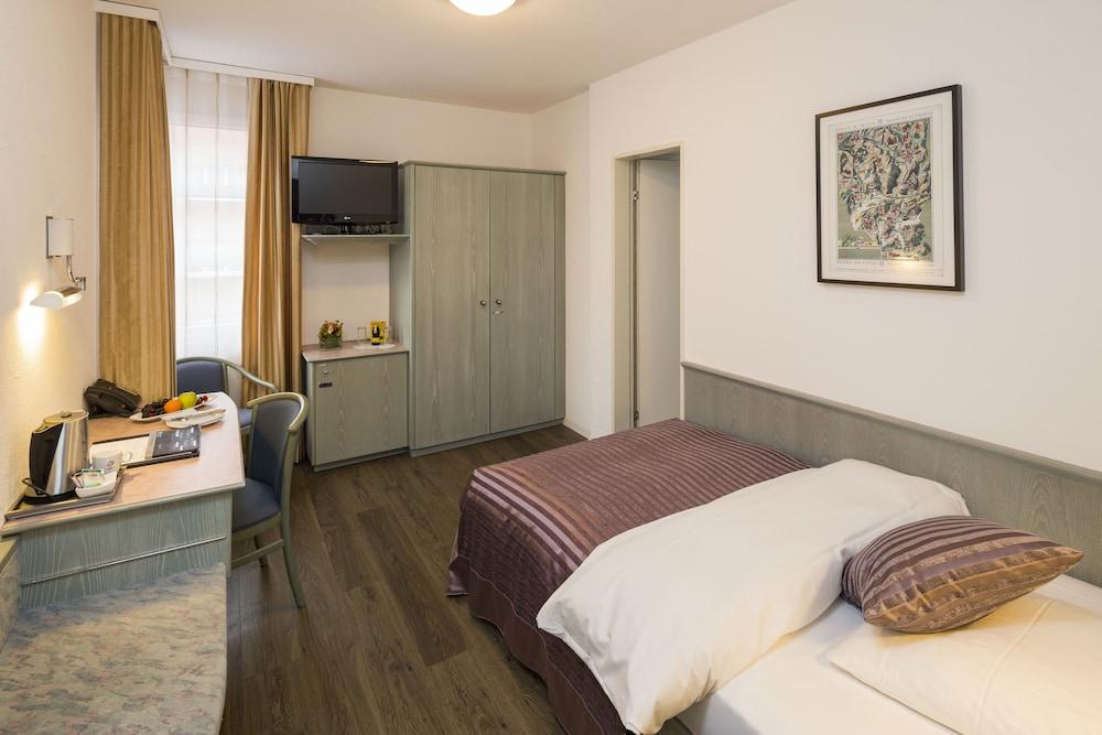 Sommerau-Ticino Swiss Quality Hotel Dietikon Ngoại thất bức ảnh